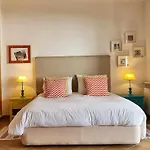 Sunset Retreat, Del Rey C7 * 프라이아델레이